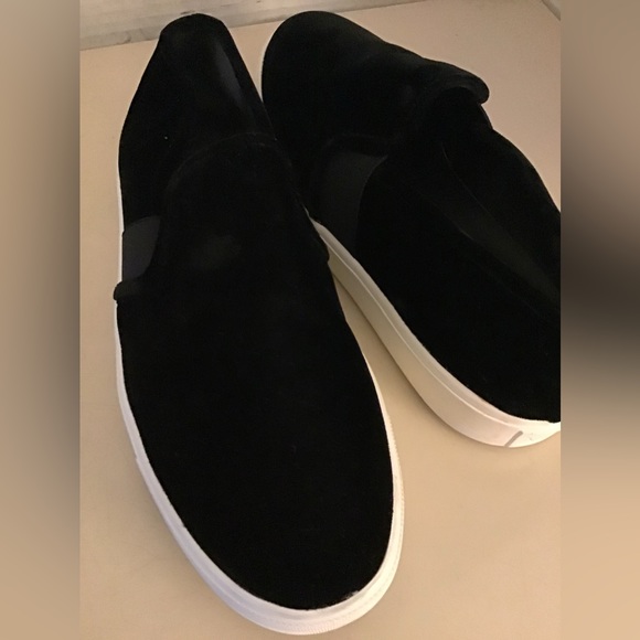 Vince women black velvet platform sneakers US 8 - Picture 2 of 12